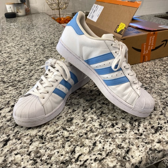Adidas Original Superstars⭐️ - Picture 3 of 9